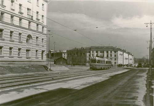 alt:Вид на улицы Красноармейскую и Металлургов, фотограф И. Годына